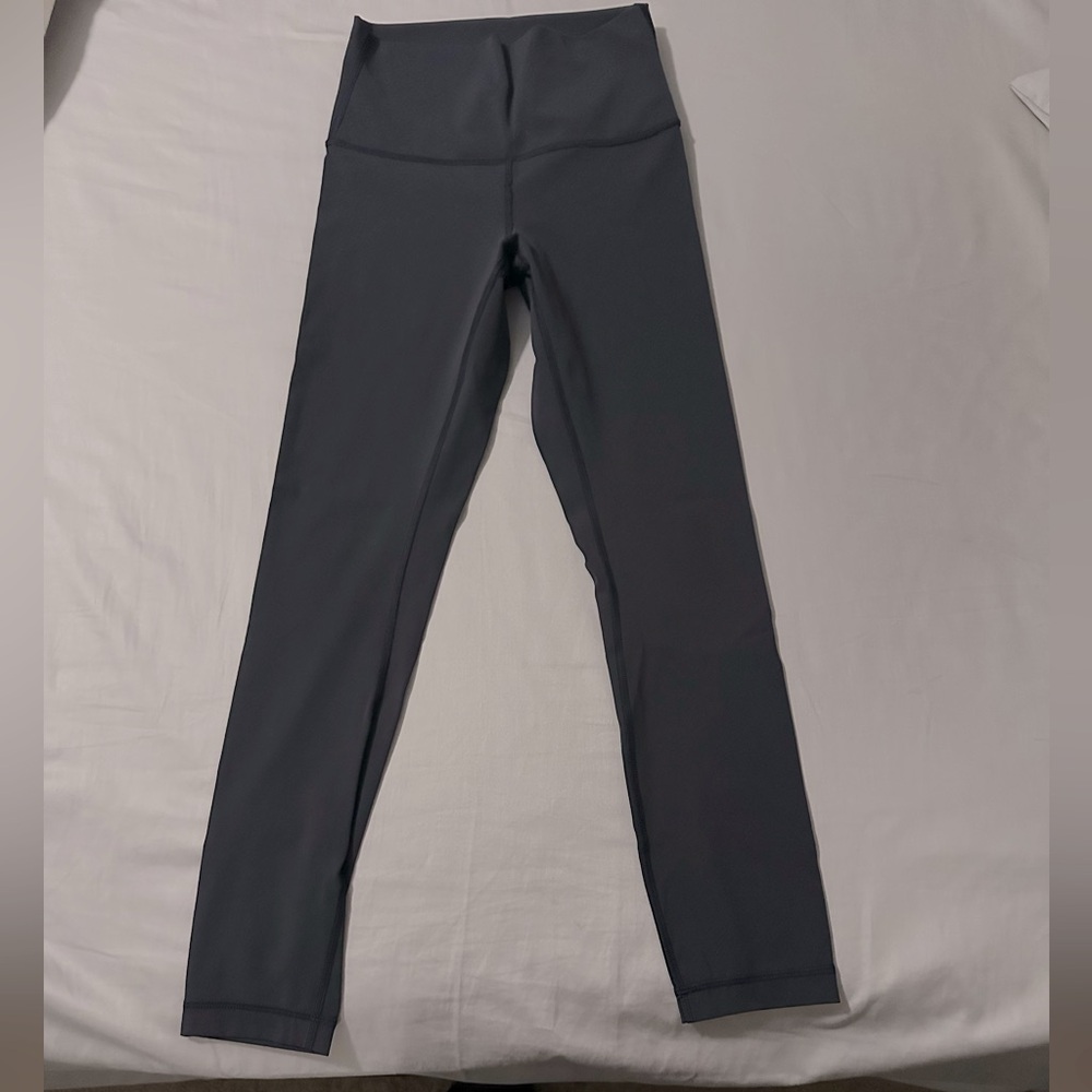 Lululemon wunder under size 4